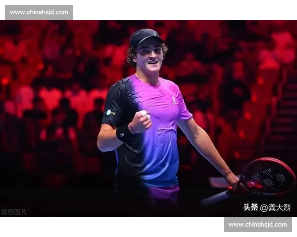 19 岁丰塞卡巴塞尔封王!首夺 500 赛冠跻身 TOP30 19 岁丰塞卡巴塞尔封王!首夺 500 赛冠跻身 TOP30