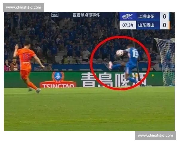 后卫单刀慌了神？足坛那些尴尬瞬间的真相